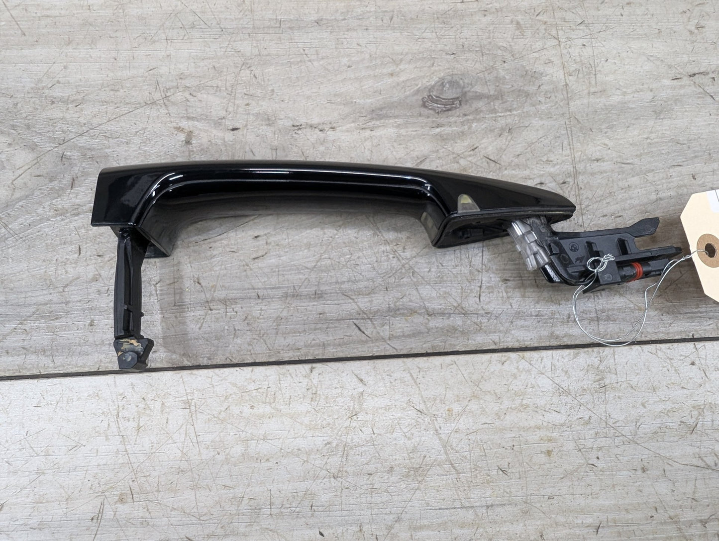 2014 - 2018 BMW X5 F15 Front or Rear Right Passenger Exterior Door Handle w/ Comfort Access 7422108 N63B