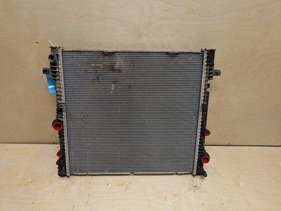 2018-2024 BMW X3 G01 Cooling Radiator 8642743