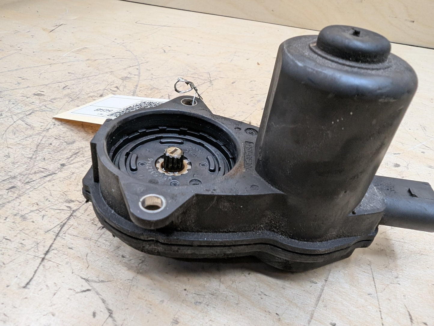 2011-2017 Audi RS5 8T Rear Left or Right Brake Caliper Actuator 8K0998281A