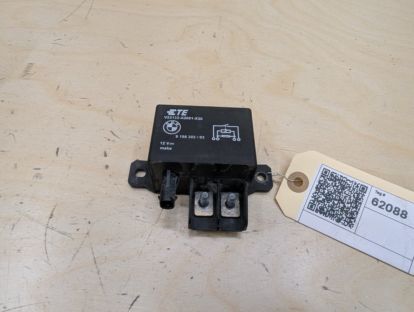 OEM BMW F10 F13 F02 F30 F32 F80 F82 F85 M3 M4 M6 Cooling Fan Relay Control 130A
