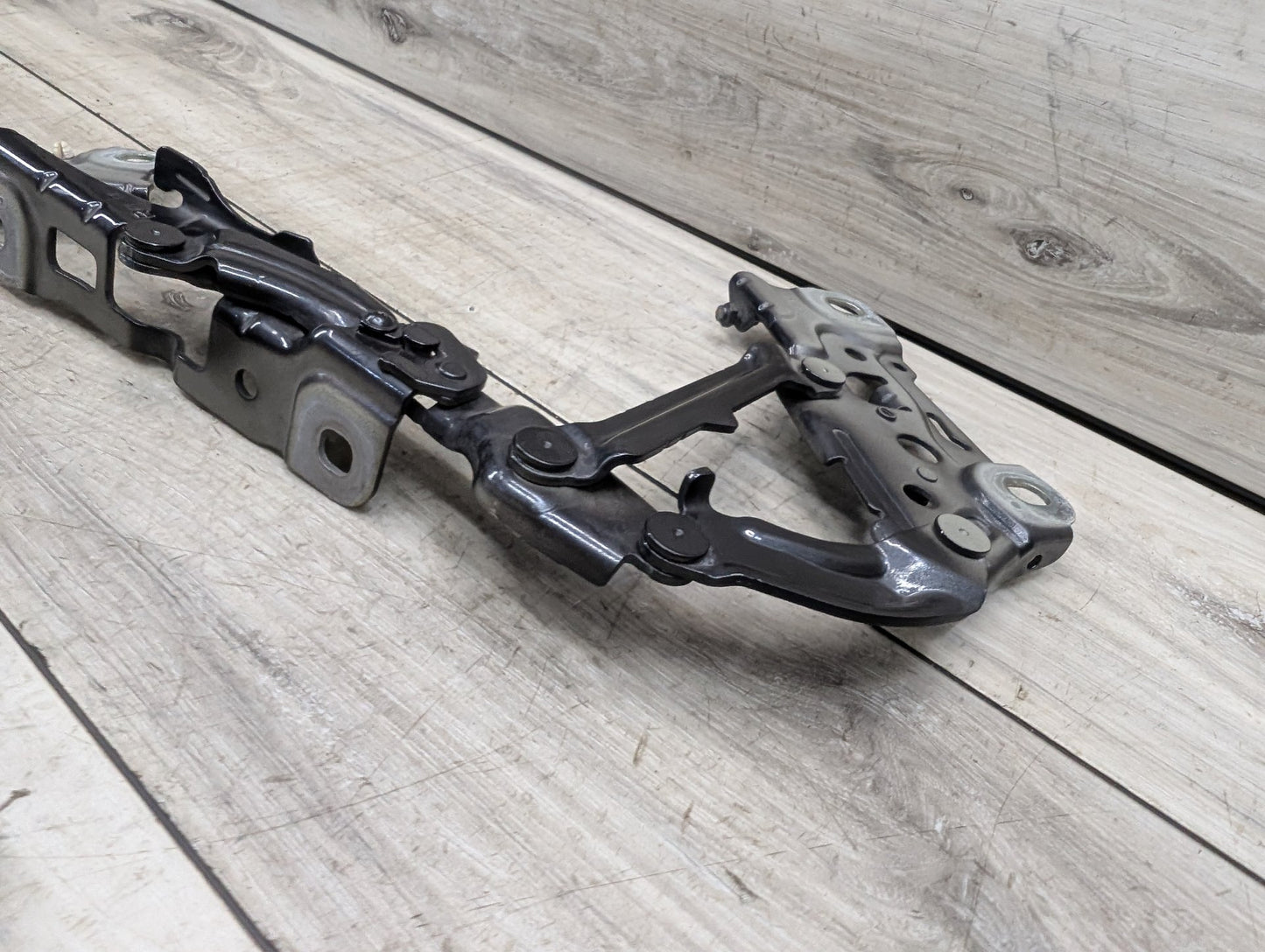 OEM BMW F90 F93 G12 G14 G15 G16 G30 M5 M8 Hood Bonnet Left Right Hood Hinges SET