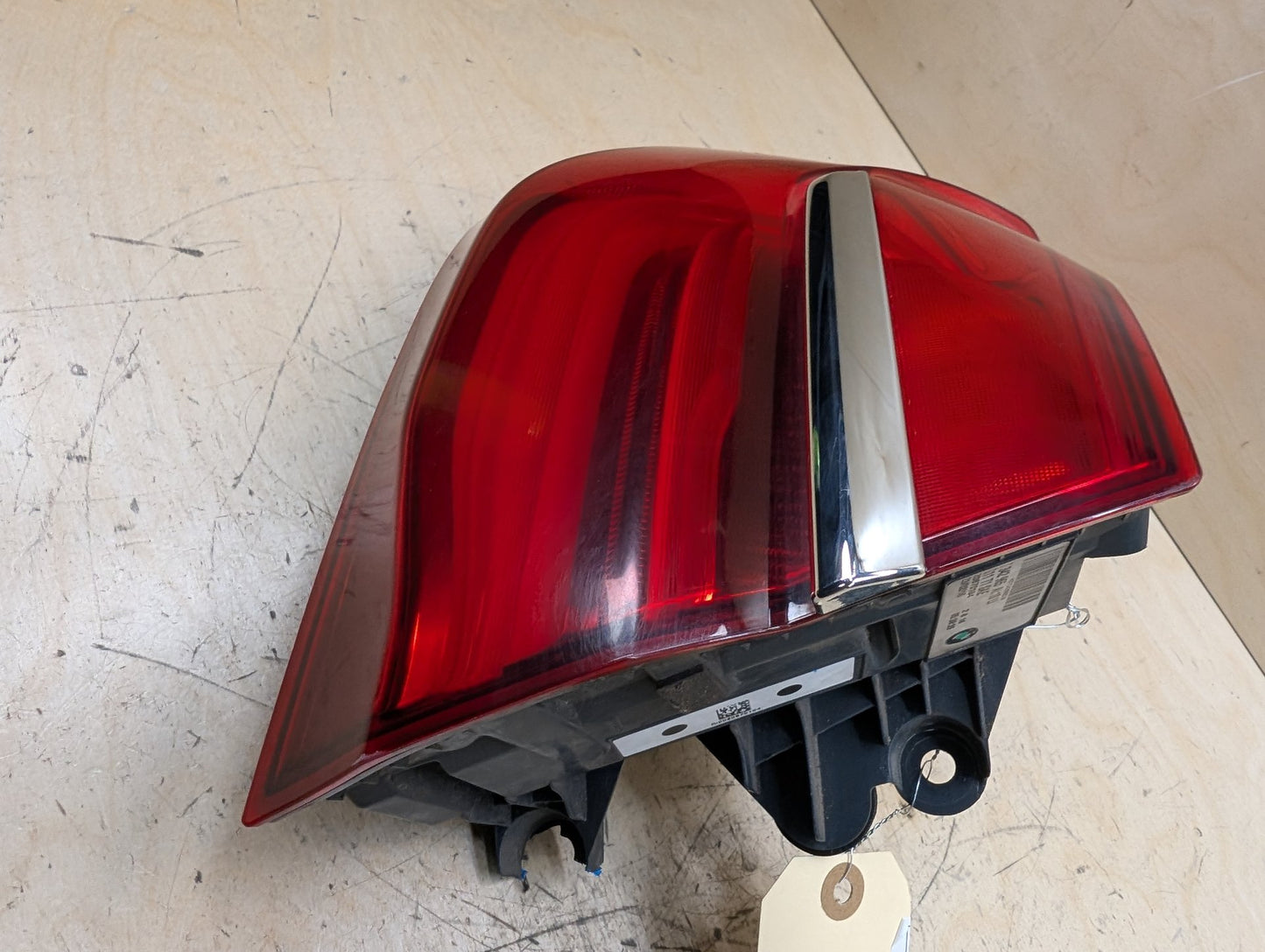 16-19 OEM BMW G11 G12 740 750 M760 B7 Rear Left Driver Outer LED Tail Light