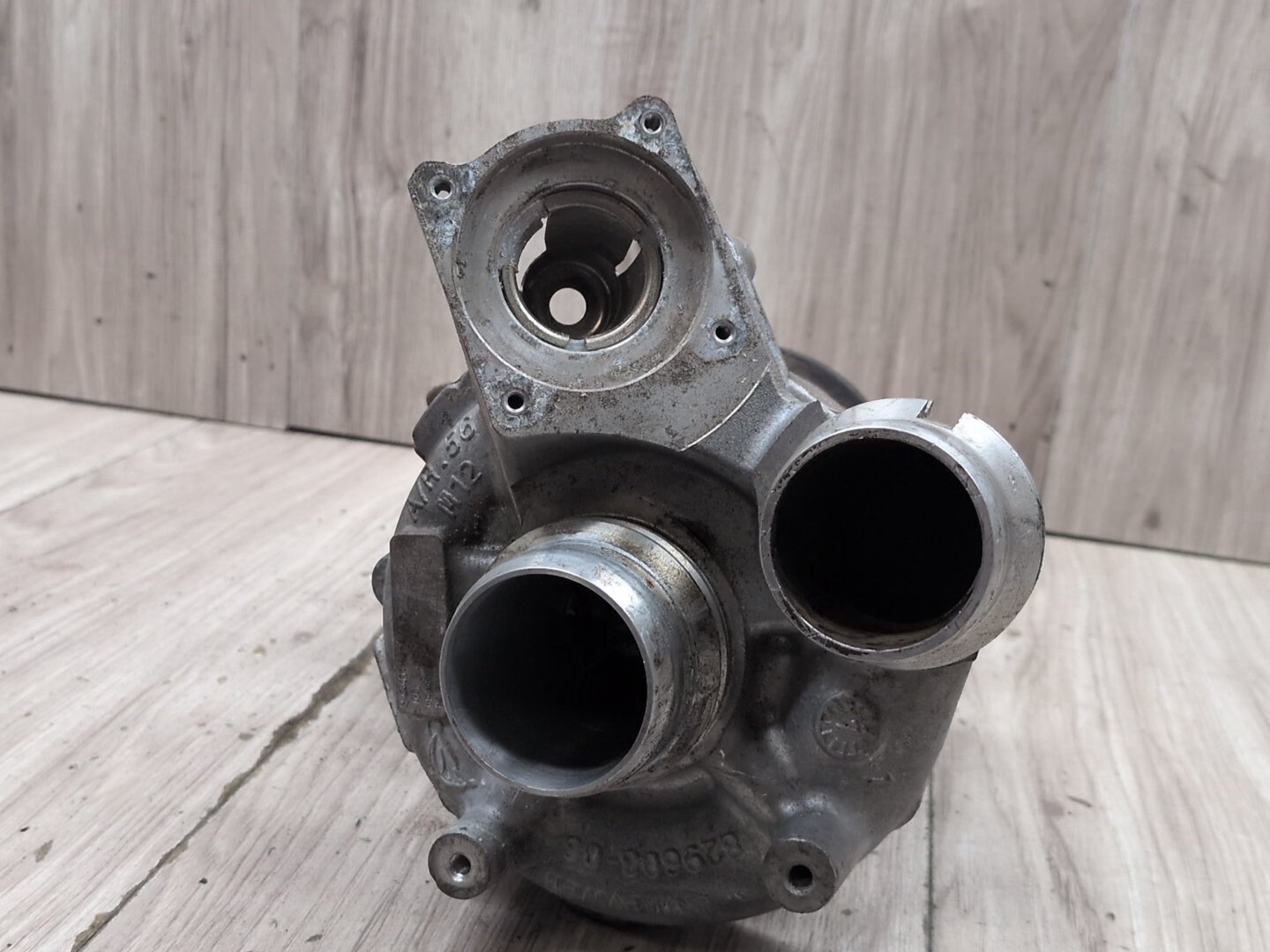 2016-2022 BMW G12 750i N63B44O2 Engine Motor Turbo Charger w/ Manifold SET 8600290