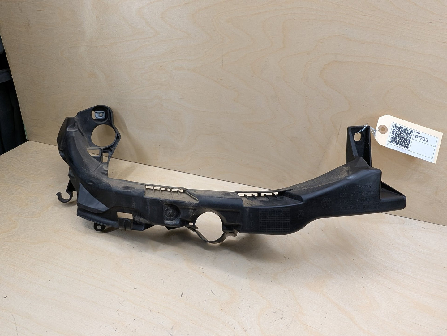 07-10 OEM BMW E92 E93 328 335 Right Passenger Headlight Bracket Carrier Mount
