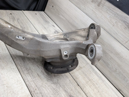 OEM BMW E70 F15 F16 F85 X5 X6 Front Passenger Right Spindle Hub Carrier Knuckle