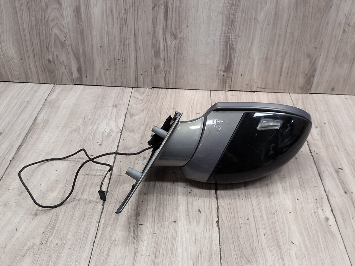 2004-2010 BMW M6 E64 Front Right Passenger Side Mirror Assembly 7906350