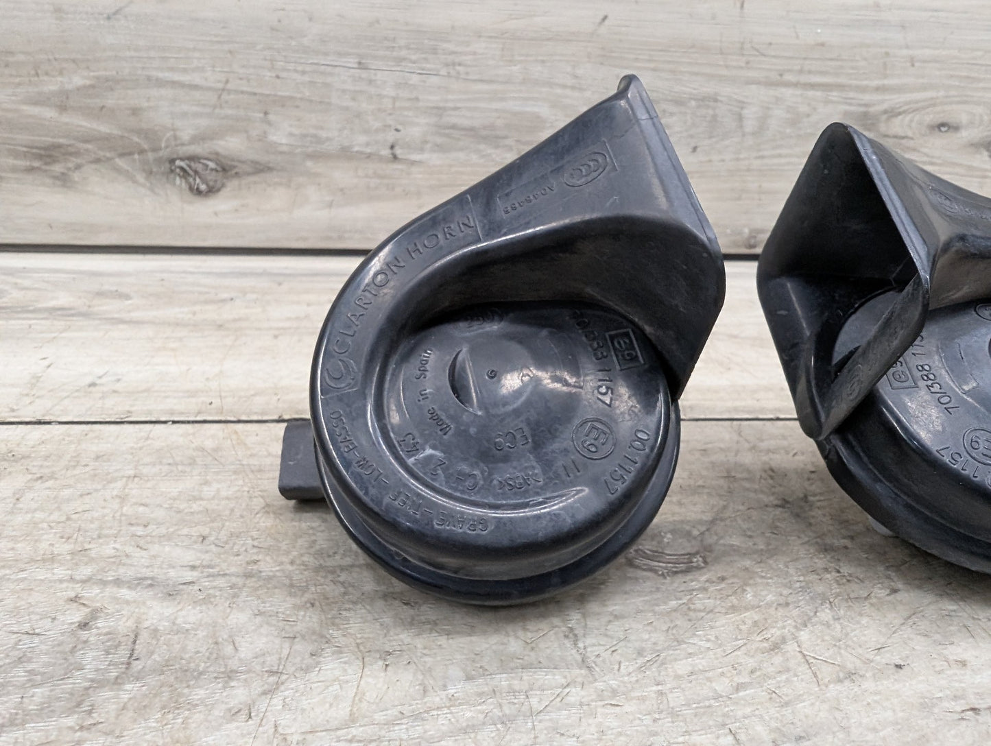 2009-2015 BMW 750Li F02 Alarm Horns SET 7284482