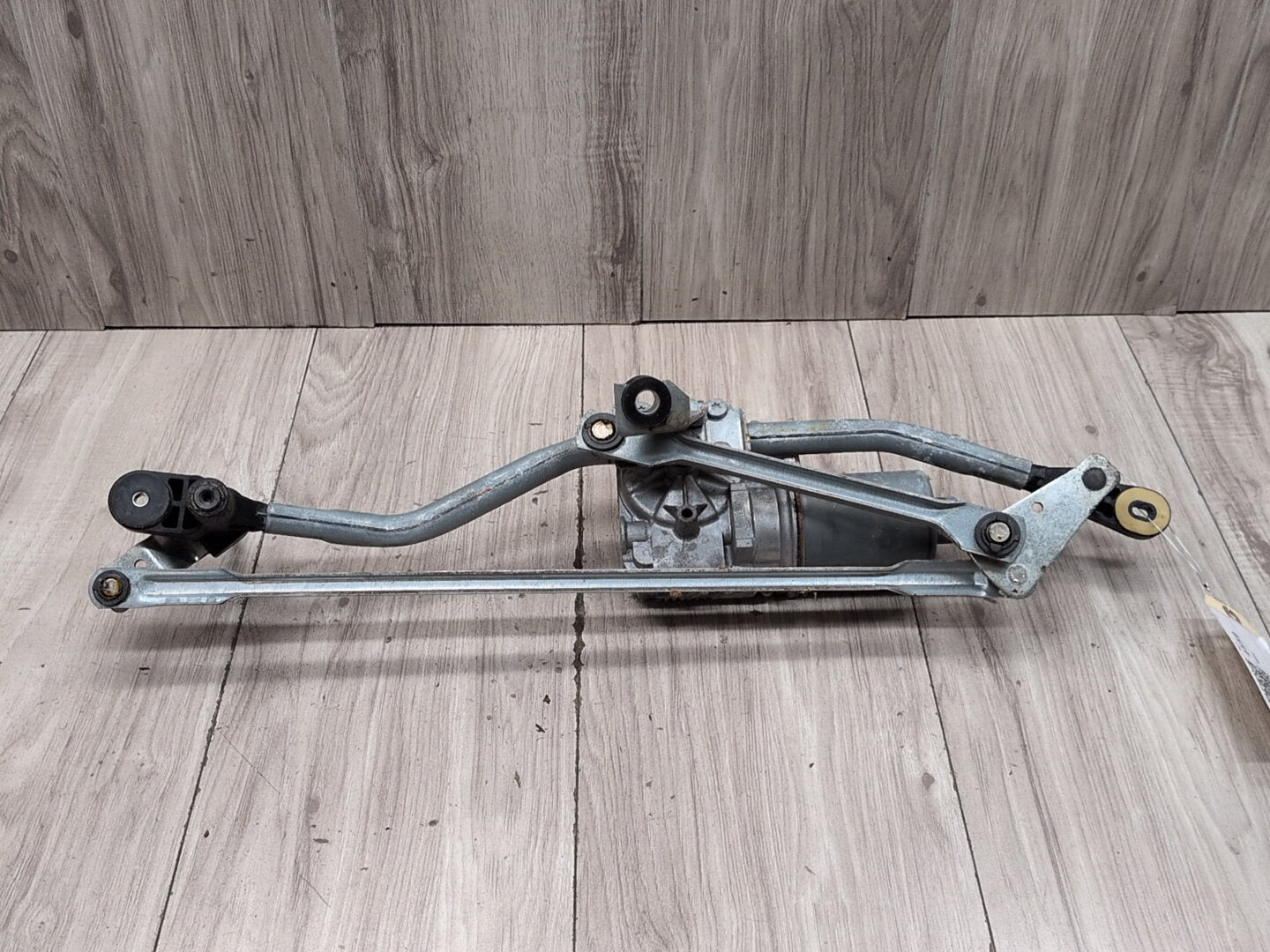 2008 - 2017 Audi S5 8T Front Windshield Wiper Motor 8T1955119D