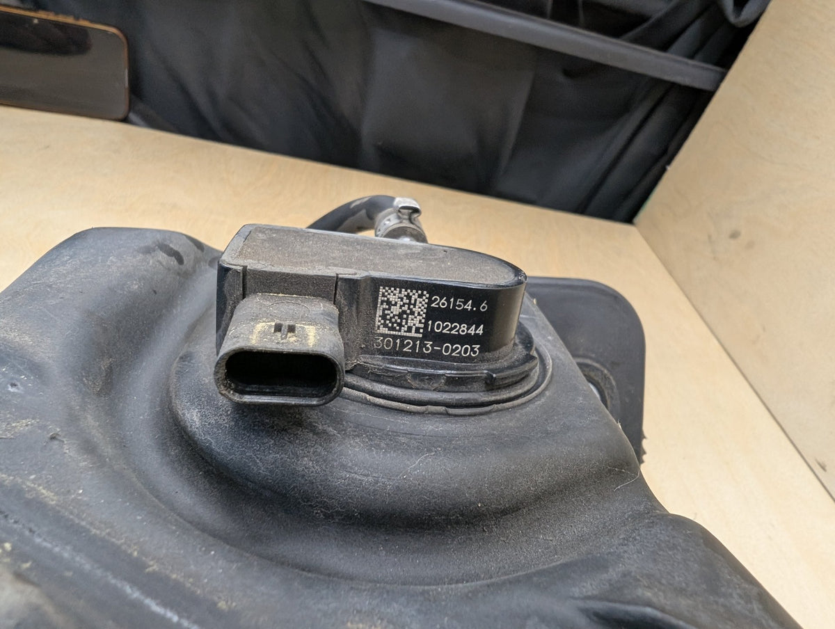 BMW F30 F31 328D N47T Diesel Exhaust Fluid Def Scr Active Tank Pump OEM