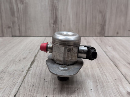 16-20 OEM BMW G11 G12 750 G30 M550 Engine N63R HPFP High Pressure Fuel Pump 5-8