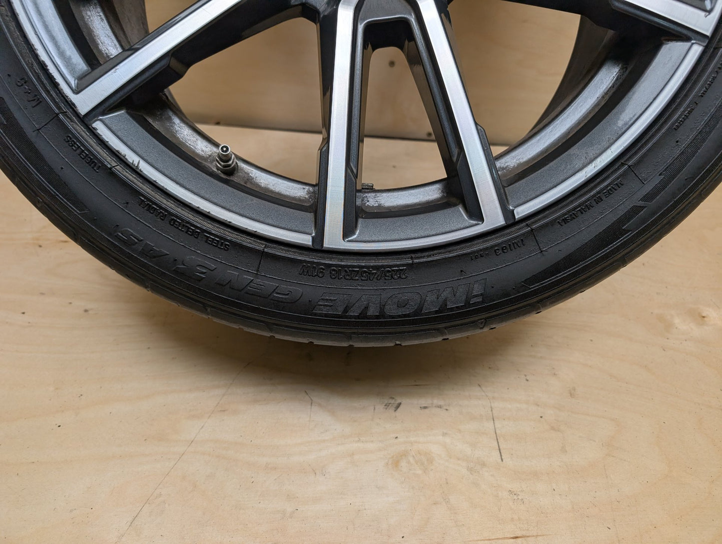 OEM BMW G20 G22 G23 G42 330 M340 FRONT Rim Wheel 18x7.5 ET25 V-spoke Style 780