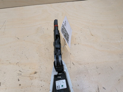 OEM BMW F23 F30 F32 F80 F82 M3 Right Passenger Door Handle COMFORT ACCESS White