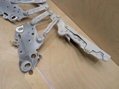 18-24 OEM BMW G01 G02 F97 F98 X3 X4 Hood Bonnet Left Right Side Hood Hinges SET