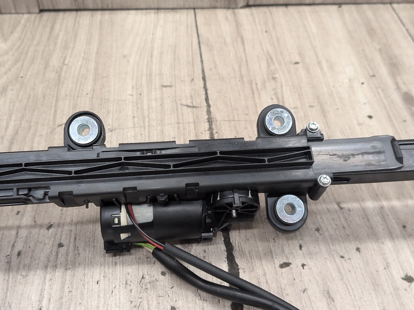 2014-2020 BMW 435i F32 Front Left Driver Seatbelt Seat Belt Retractor 9273584