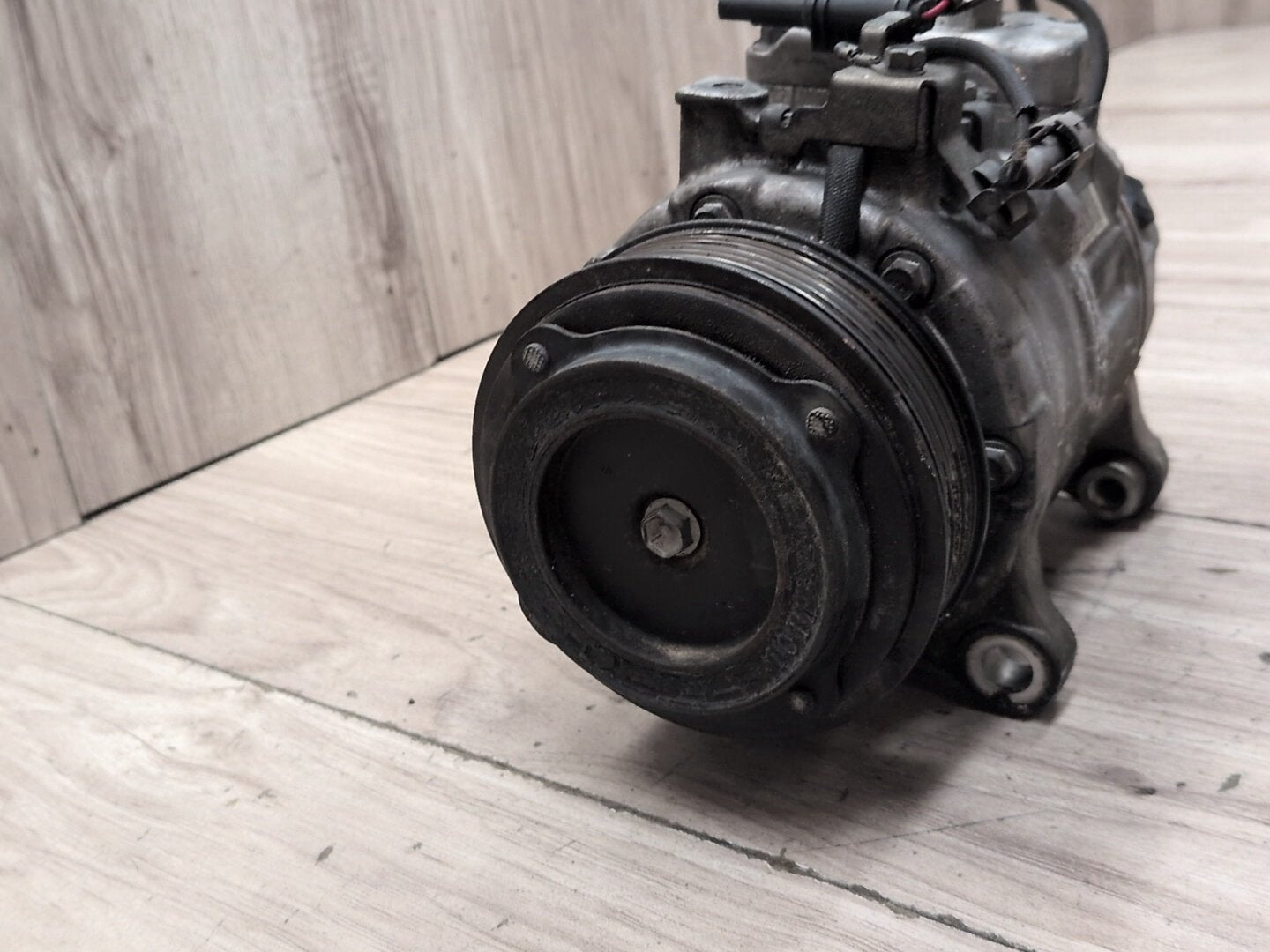 2012-2018 BMW F30 320i N20B20U0 Engine Motor A/C AC Compressor Clutch Pump Pulley 9330825