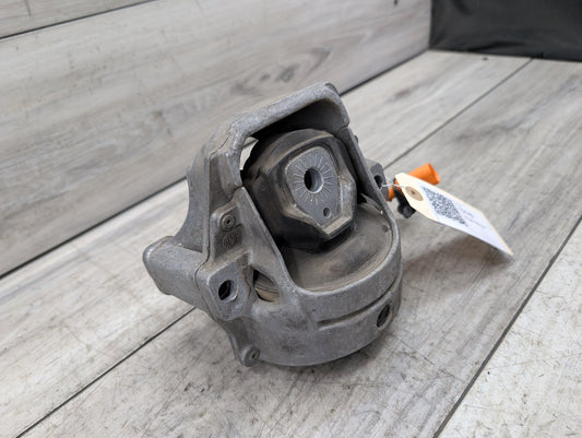 2009 - 2017 Audi Q5 8R Right Passenger Engine Bracket Support Mount 8R0199381 EA888