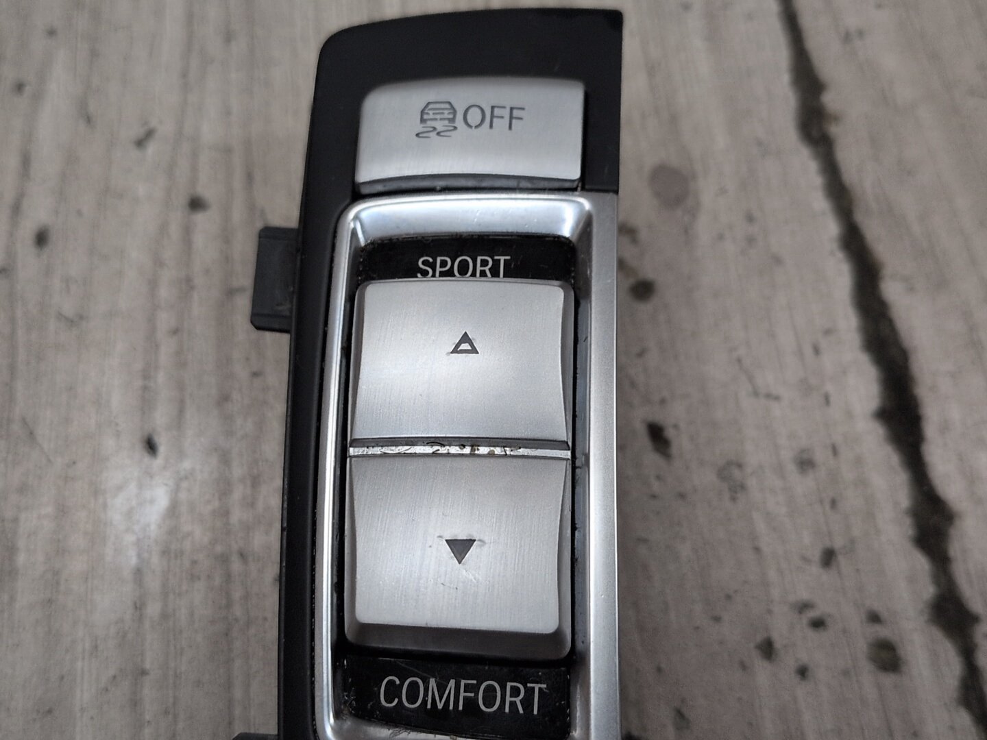 2011 - 2016 BMW 535i F10 Drive Logic Switch Button 9202948 N55B30A