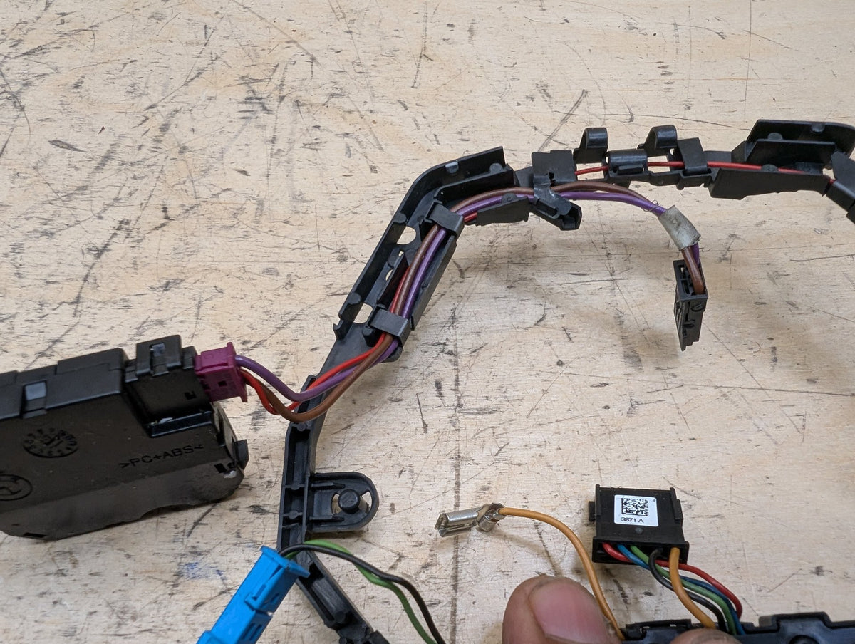16-19 OEM BMW G11 G12 740 750 Steering Wheel Electronics Control Module Unit