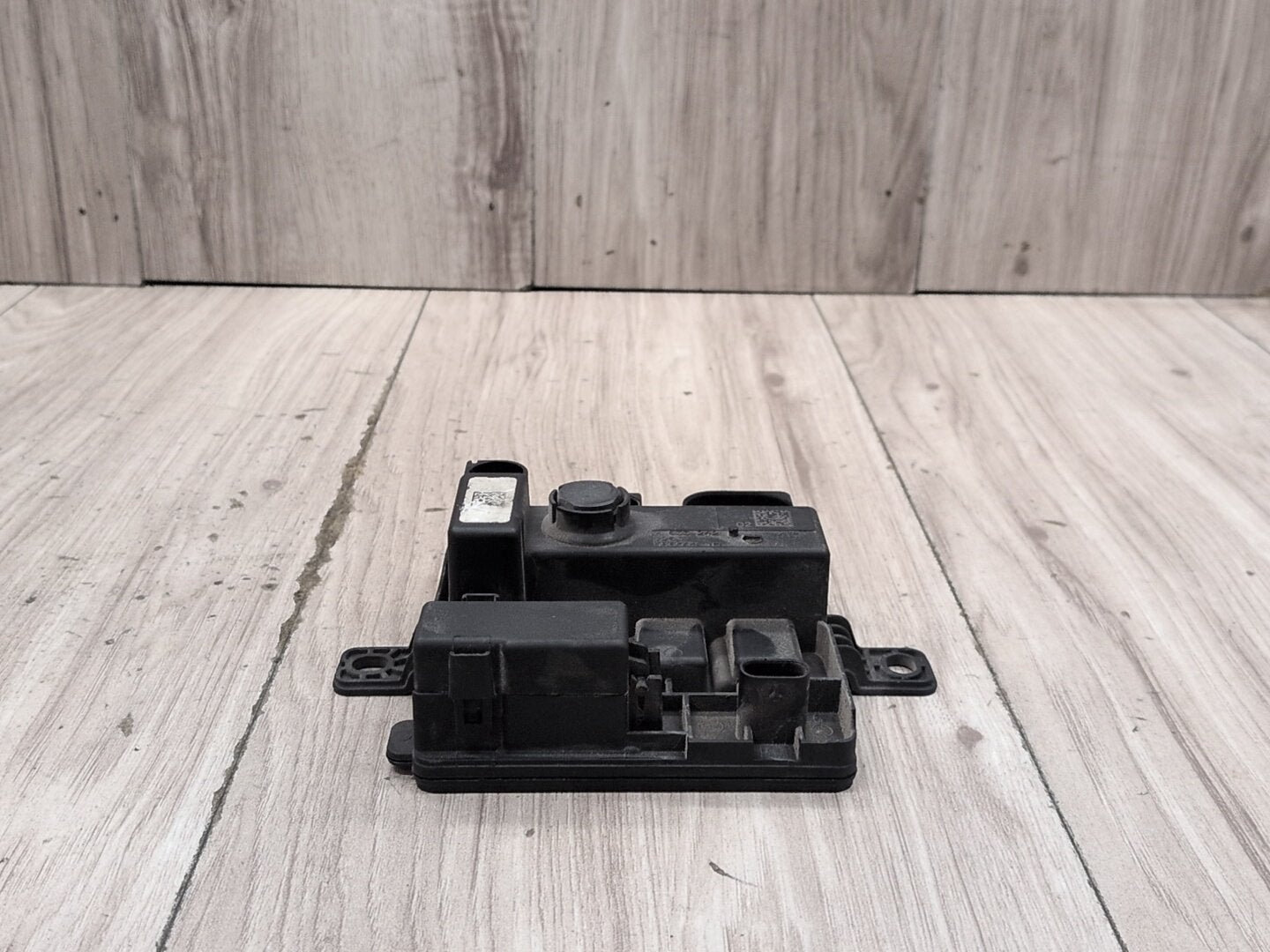 OEM BMW F10 F22 F30 F32 F33 F36 Integrated Power Supply Fuse Control Module N20