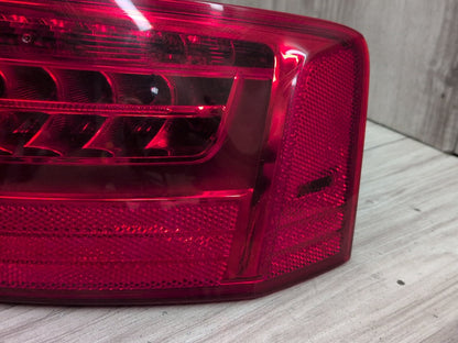 2008 - 2017 Audi S5 8T Rear Right Passenger Outer Tail Light 8T0945096J