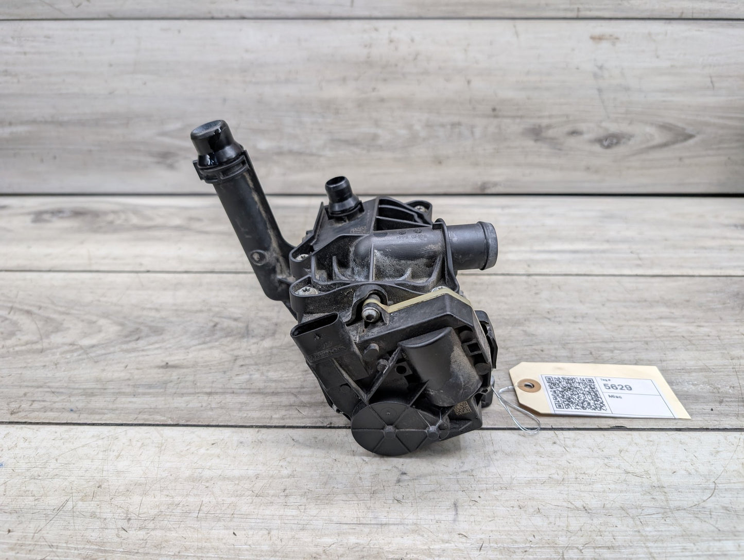 OEM BMW F22 F23 F30 F32 F36 G01 G12 G30 Engine B58 Motor Heat Coolant Thermostat