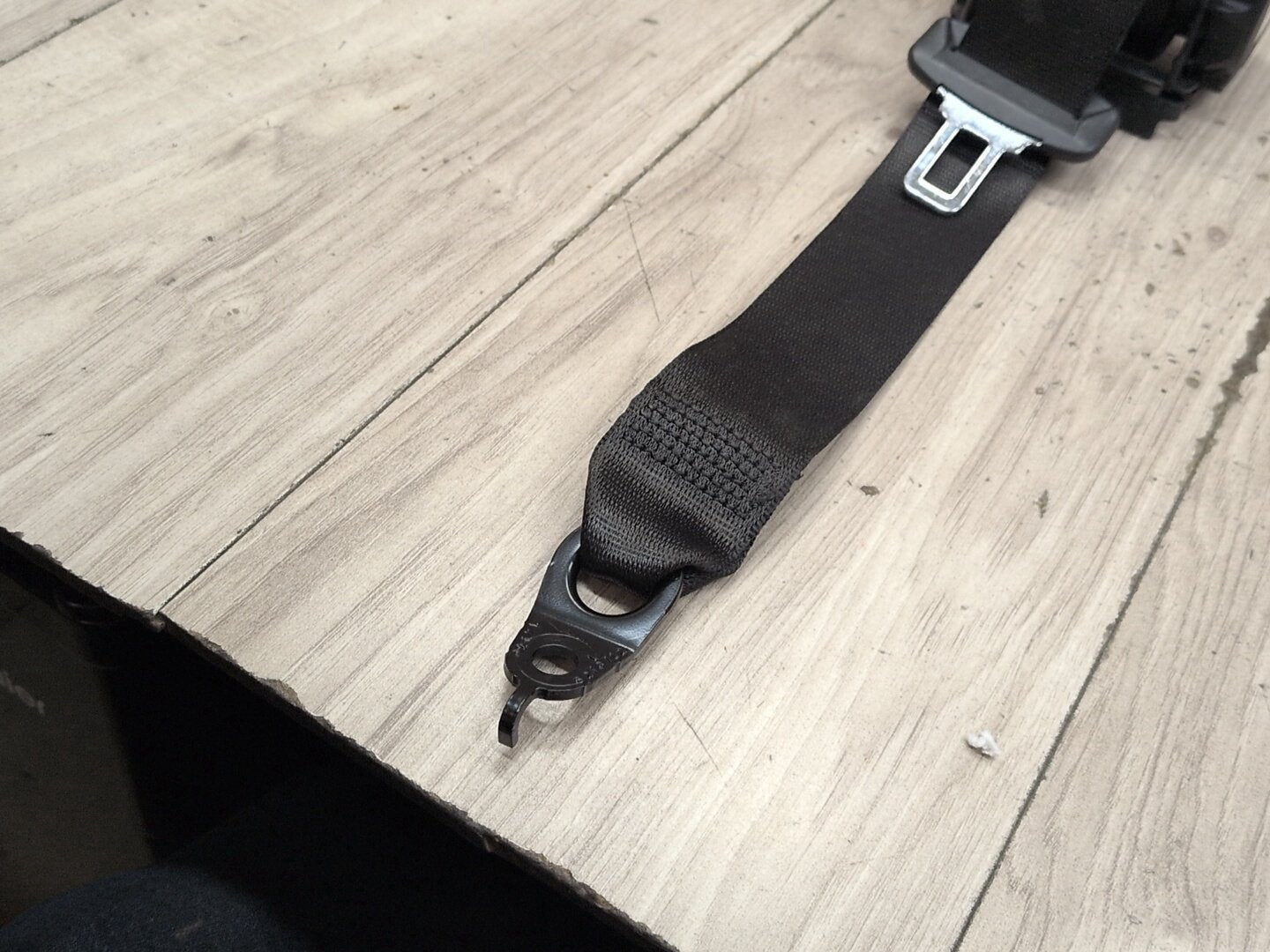 OEM BMW F90 M5 G30 530 540 Rear Left Right Upper Seatbelt Seat Belt Retractor