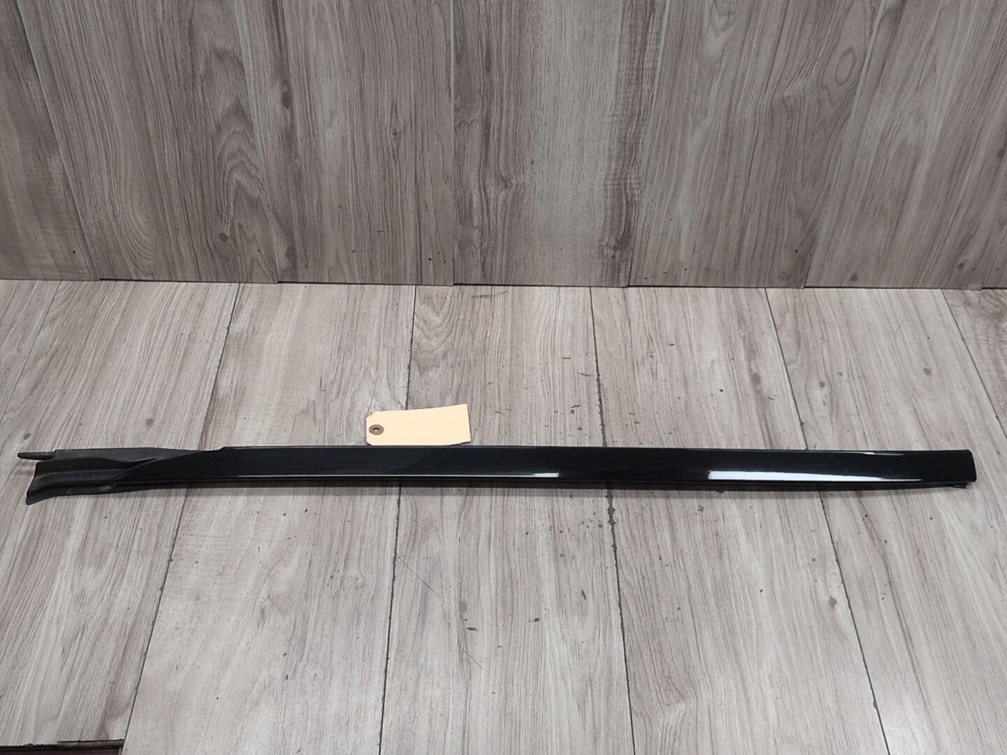 2019 - 2026 BMW X5 G05 Right Passenger Side Windshield Drip Molding Trim 7463528 N63B44M3