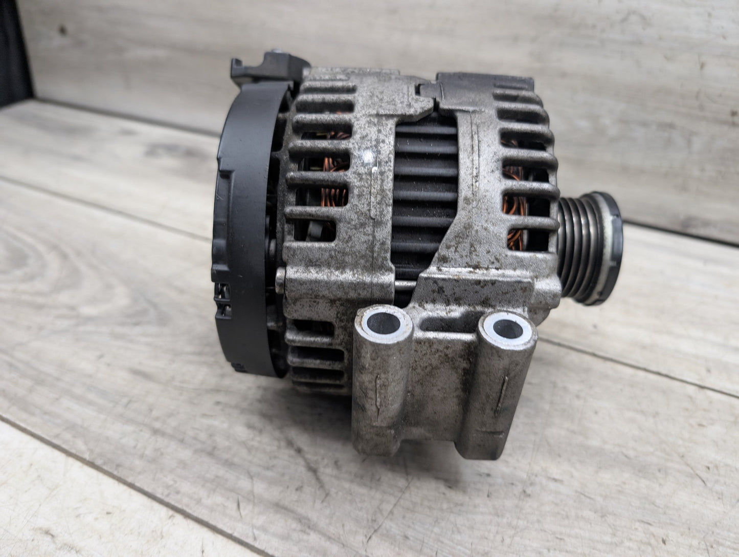 OEM BMW E82 E88 E90 E92 E93 135 335 N54 Charging Alternator Generator 180A