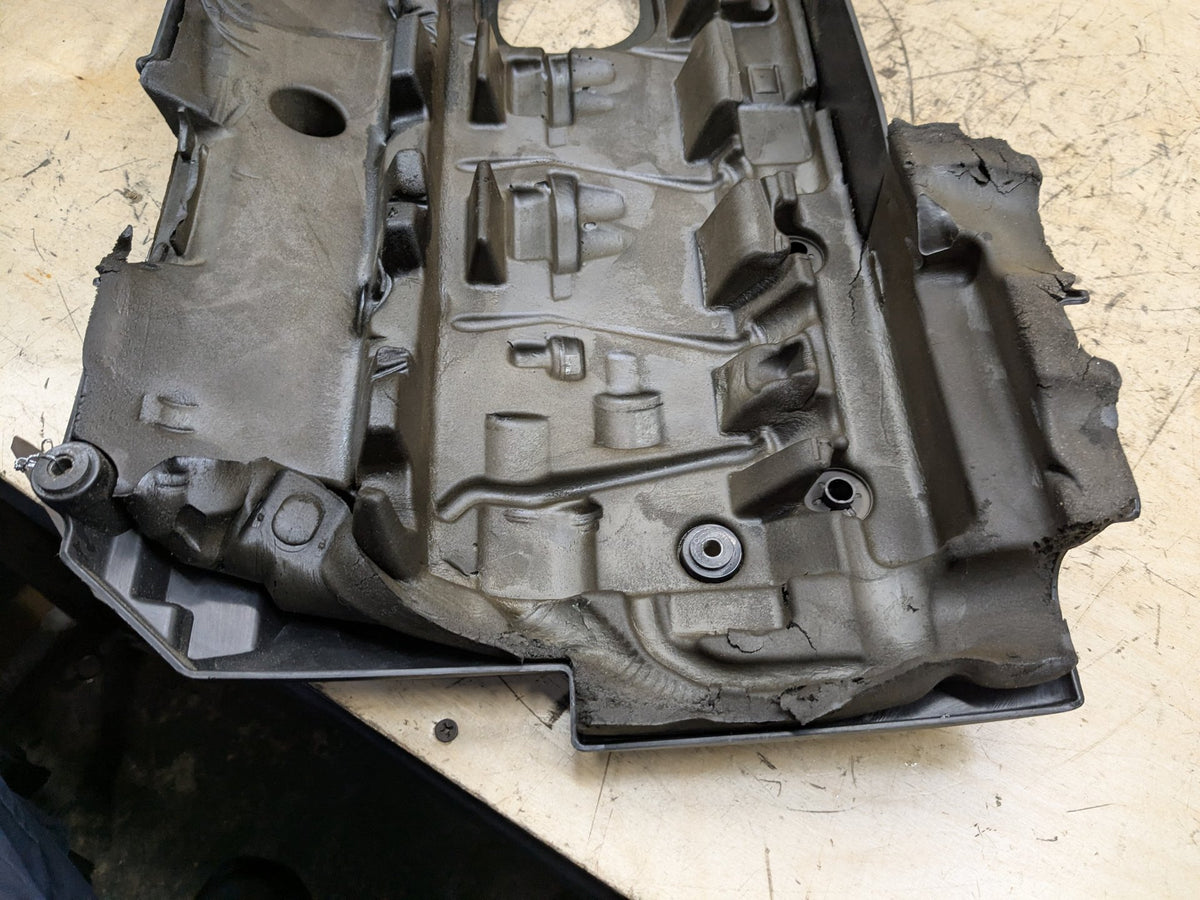 2007-2013 BMW E92 335i N54B30A Engine Cover 7543304