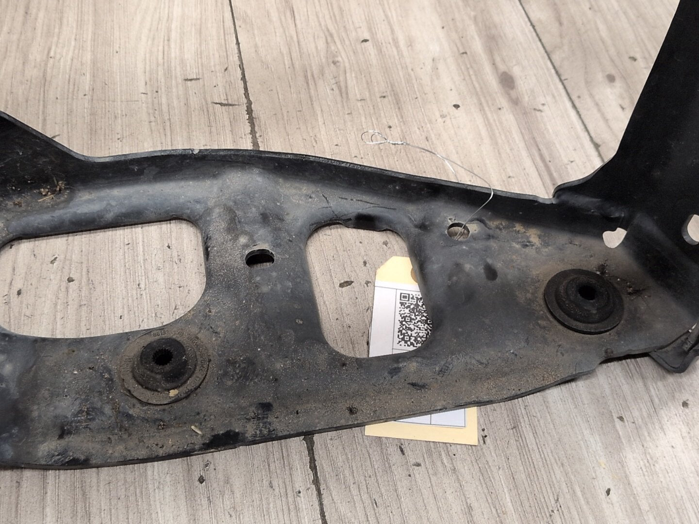 OEM BMW F90 F93 G12 G16 G30 M5 M8 Front Right Passenger Radiator Support Bracket