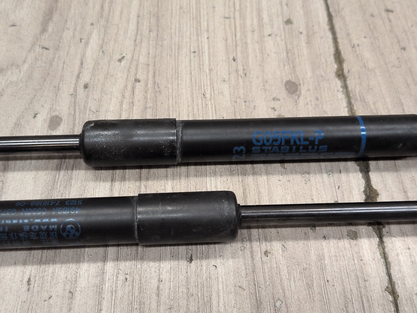 2019 - 2026 BMW X5 G05 Rear Left Right Liftgate Trunk Lid Strut Shock Supports SET 7418188 N63B44M3