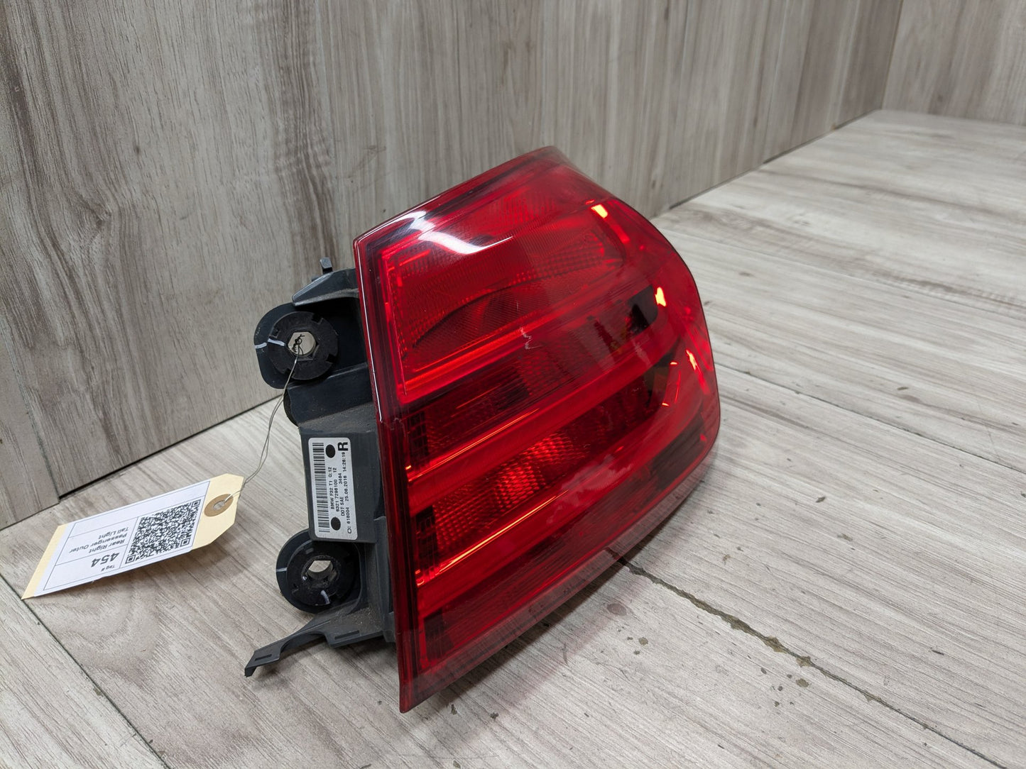14-17 OEM BMW F32 F33 F36 F82 F83 M4 Rear Right Passenger Outer Tail Light Lamp