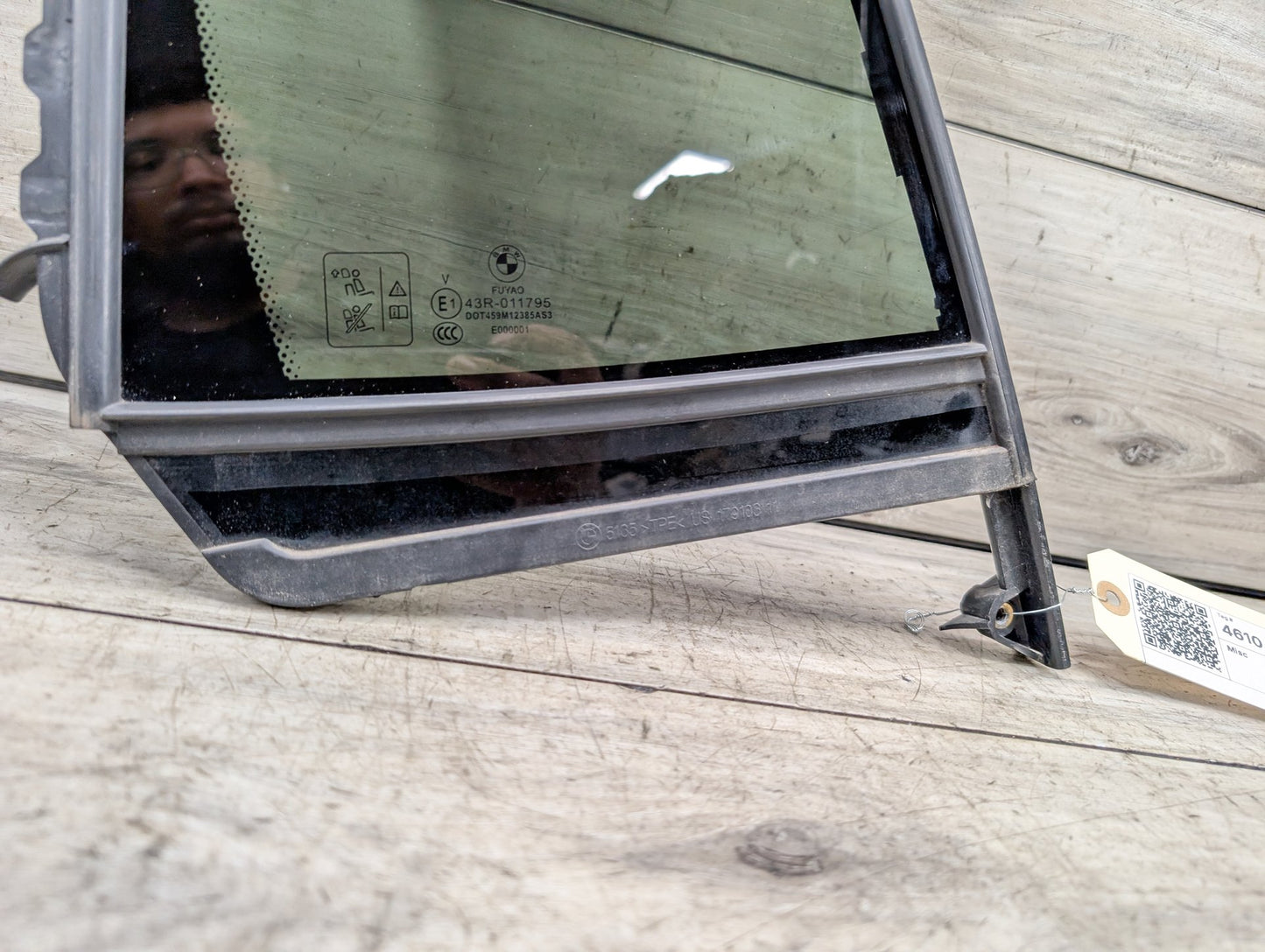 2018 - 2024 BMW X3 G01 Rear Left Driver Door Window Glass 7410056 B46B20O1