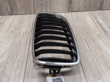2014 - 2015 BMW 440i F36 Front Right Passenger Upper Bumper Cover Kidney Grille 7294817 B58B30M0
