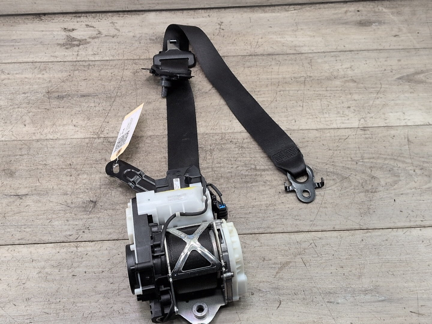 OEM BMW G11 G12 740 750 M760 Front Right Passenger Seat Belt Retractor Black