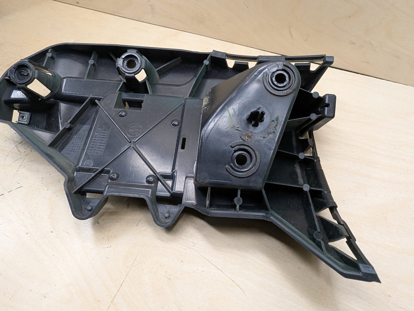 15-19 OEM BMW F16 X6 Rear Left Driver Bumper Supports Brackets Mounts Guide PAIR
