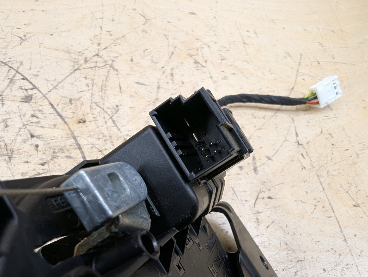 OEM BMW F36 428 430 435 440 Trunk Liftgate Hatchback Power Lock Latch Actuator