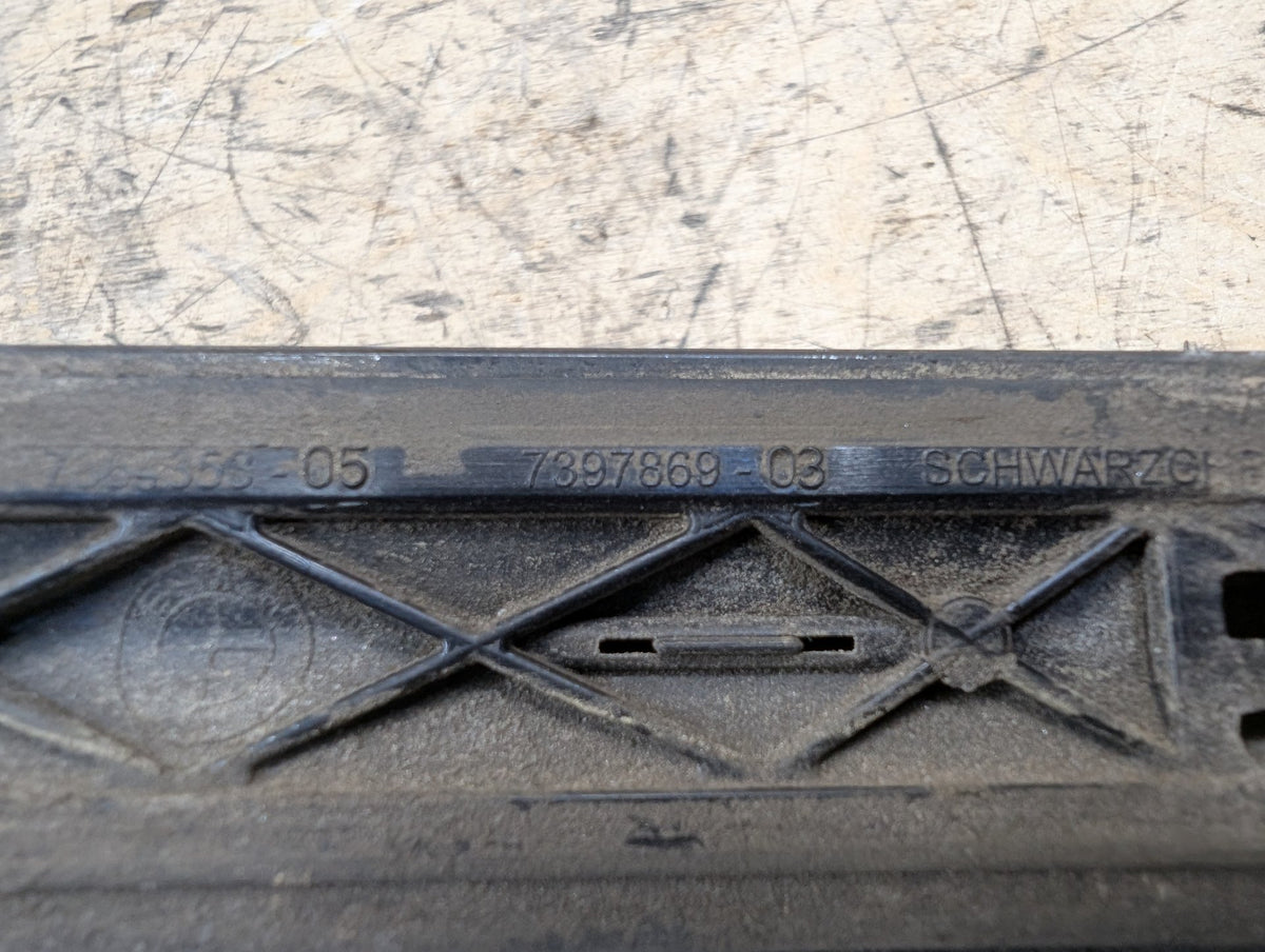 2016-2019 BMW 740i G12 Rear Left Driver Exterior Door Trim Molding 7397869 OEM