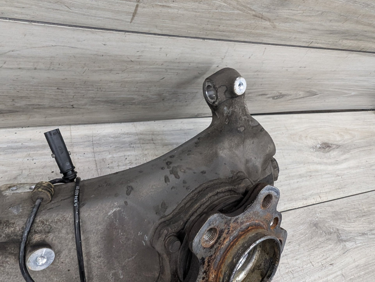 OEM BMW G30 530 540 M550 AWD Front Right Passenger Hub Spindle Knuckle Bearing