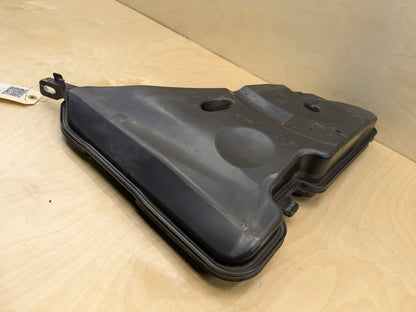 OEM BMW G12 G30 540 M550 750 M760 Windshield Wiper Washer Reservoir Tank Pump