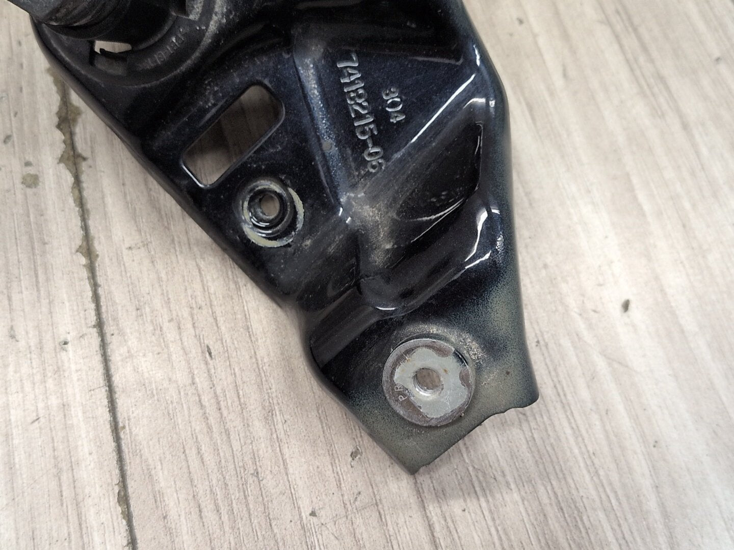 2019 - 2026 BMW X5 G05 Front Left Driver Fender Brackets SET 7418279 N63B44M3