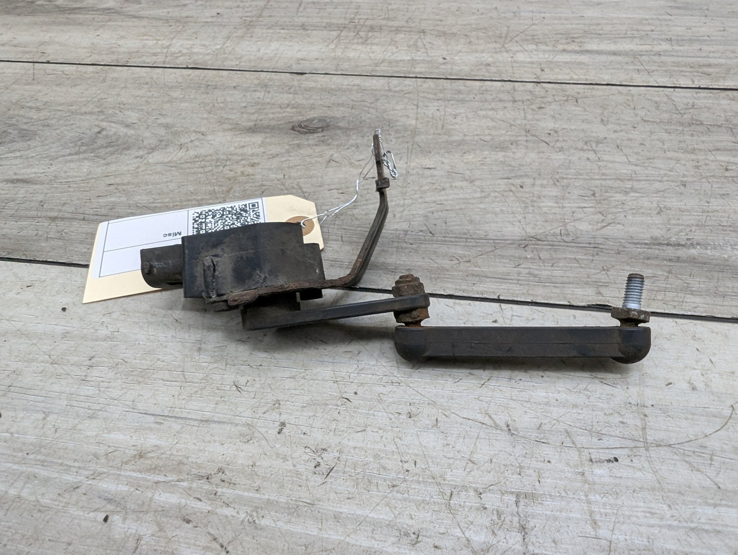 2007-2013 BMW X5 E70 Suspension Height Level Sensor 6853752