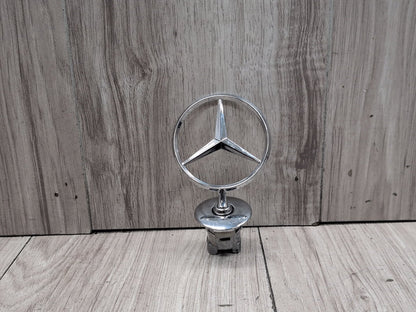 2009-2012 Mercedes-Benz E550 W212 Hood Star Emblem Badge Symbol Logo A2218800086