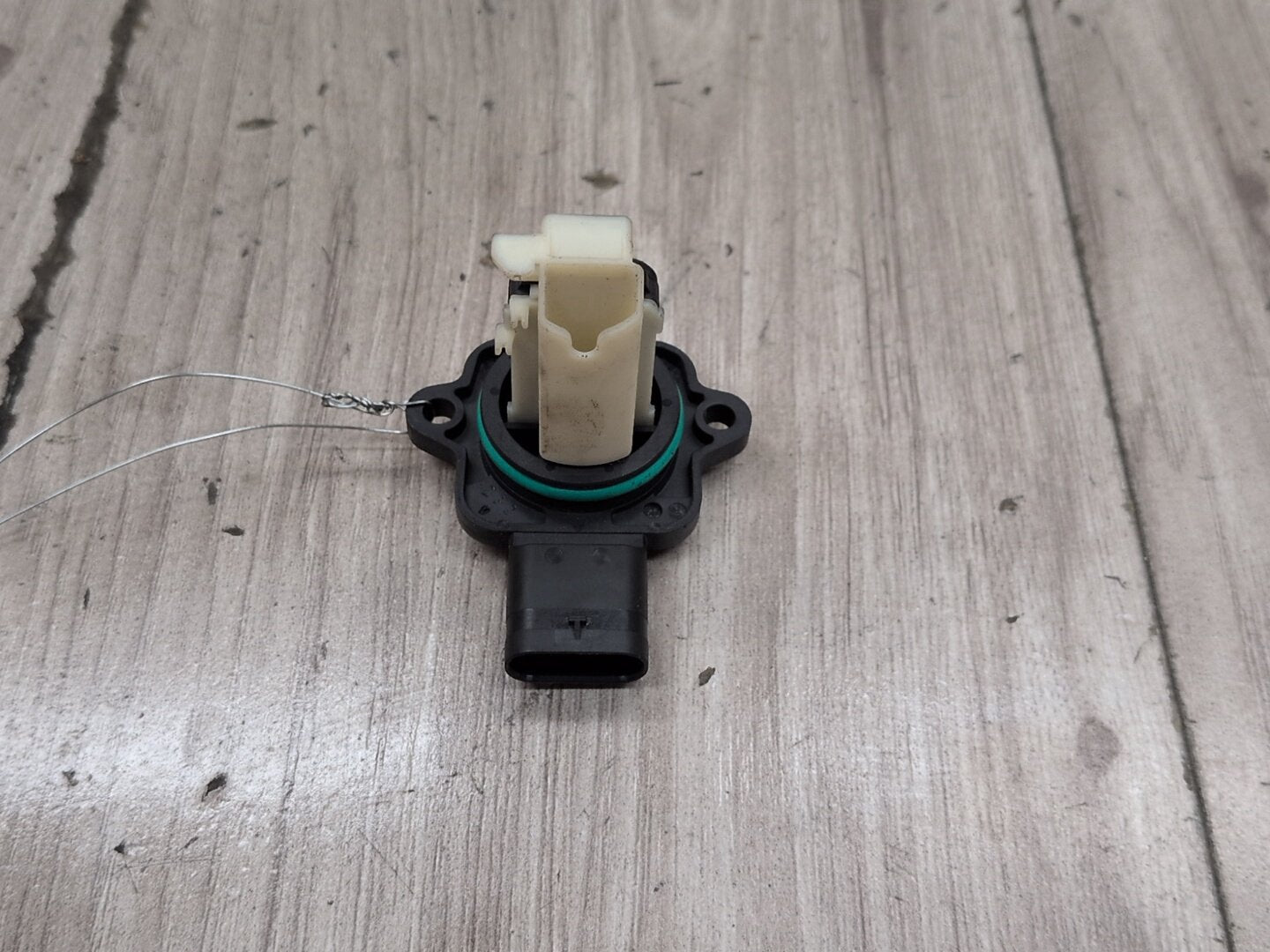 OEM BMW E82 E90 E92 F10 F13 F15 F25 X5 Engine N55 Air Flow Mass MAF Sensor Meter