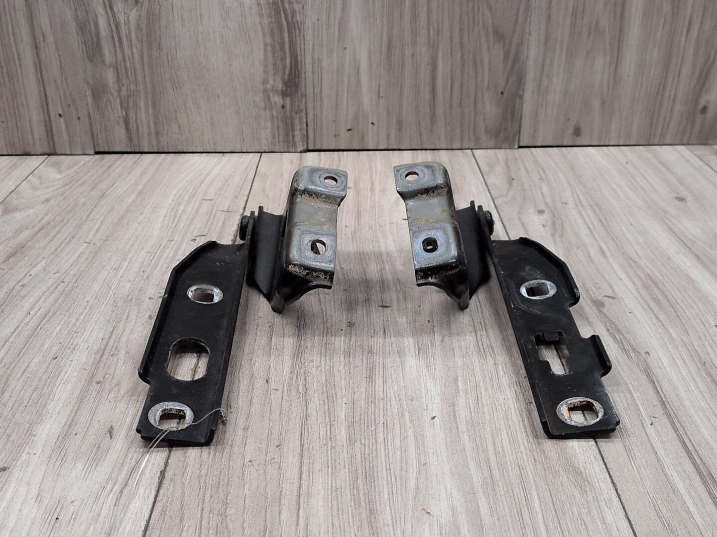 2008 - 2017 Audi S5 8T Hood Bonnet Hinges SET 8T0823301E