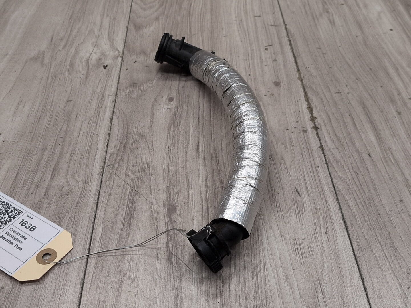 2014 - 2020 BMW 440i F36 Engine Motor Air Duct Tube Hose 7637521 B58B30M0