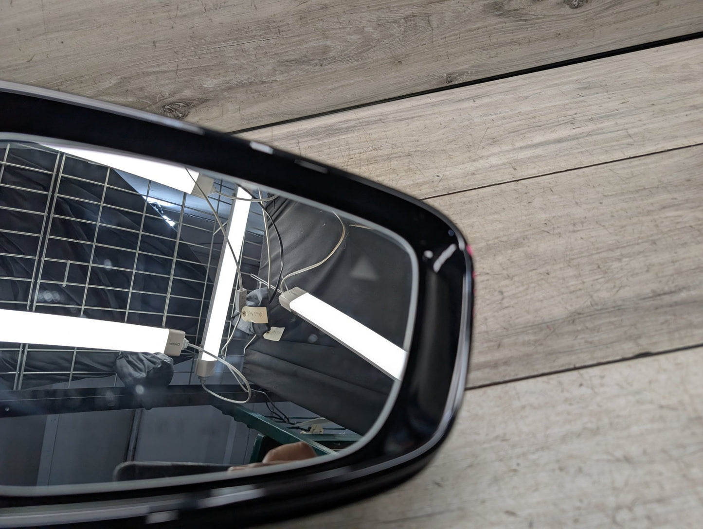 2016-2022 BMW 750Li G12 Front Right Passenger Side Mirror Assembly 7437154