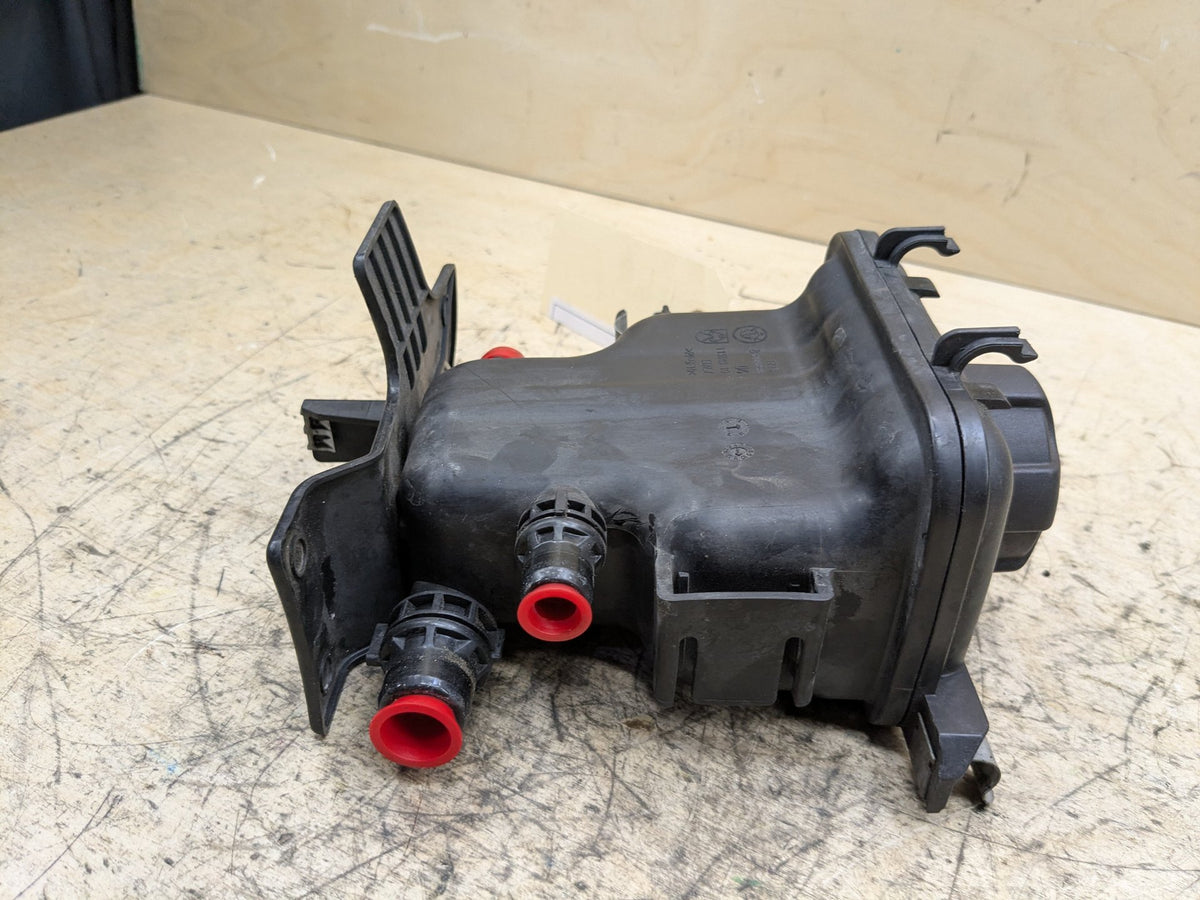 2018-2023 BMW M550i G30 Coolant Expansion Tank Reservoir 8610658 OEM