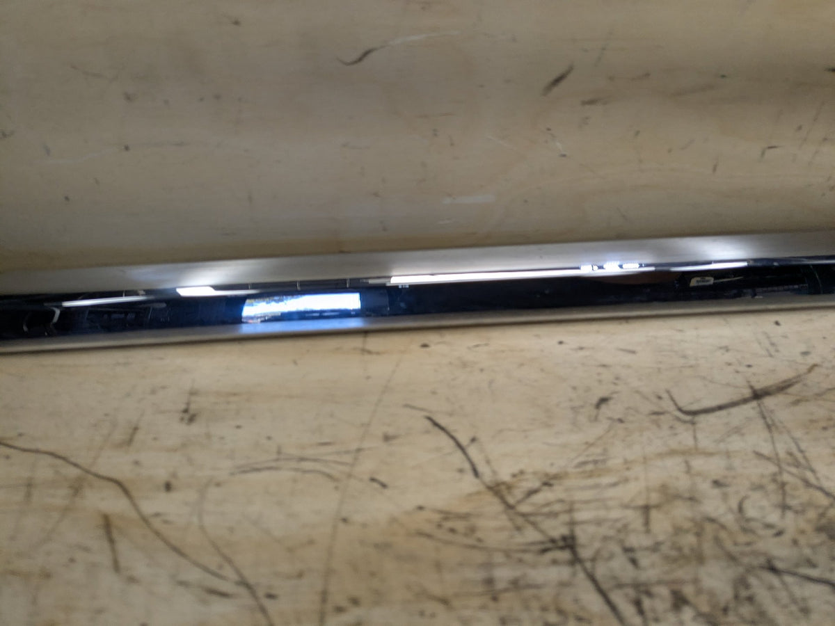 2016-2019 BMW 740Li G12 Exterior Door Trim Molding SET 7364352 OEM