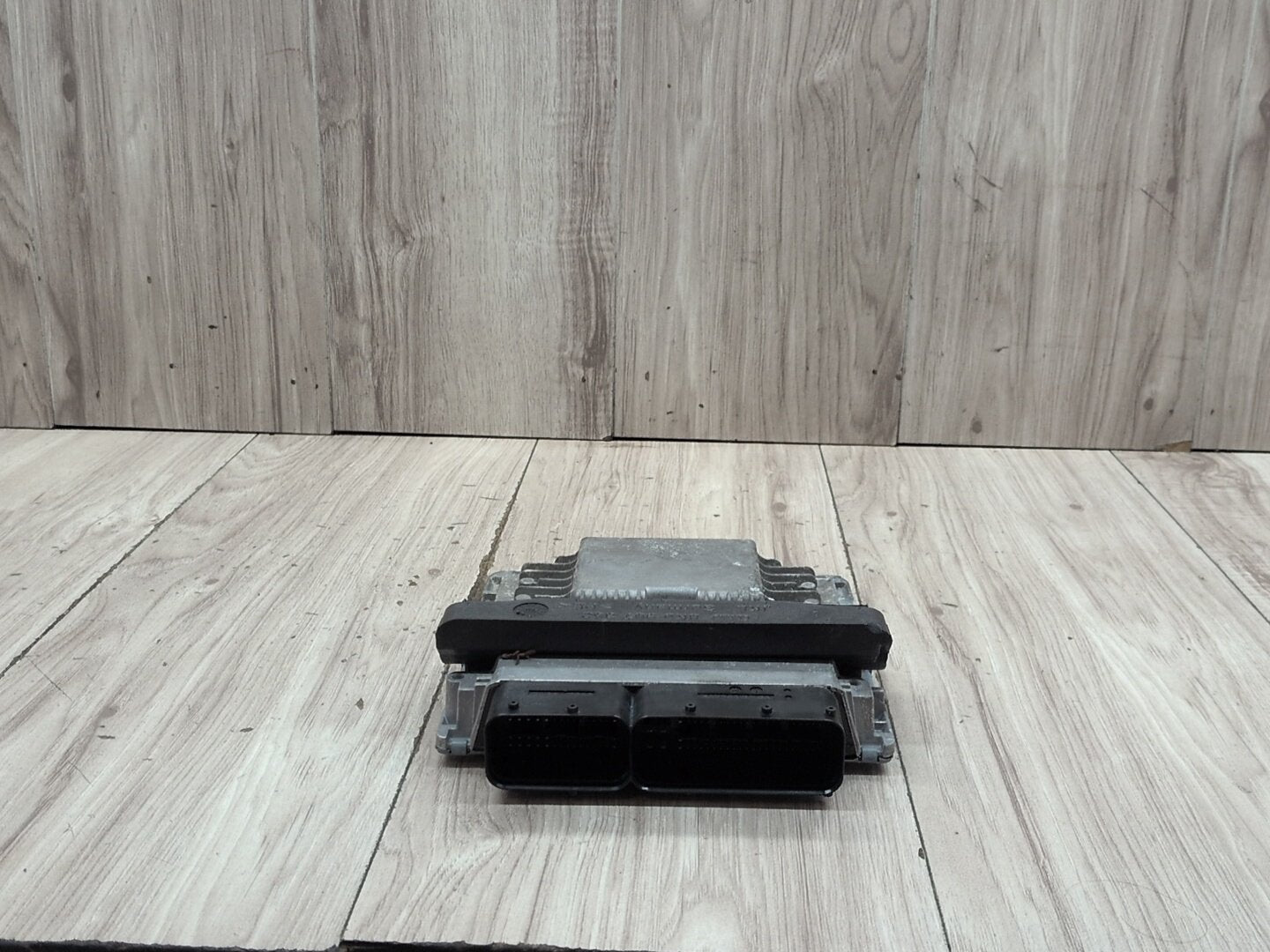 2010-2016 Audi B8 S4 CCBA Engine Motor ECU DME Computer Module 8K0907551B
